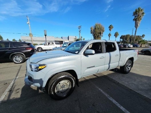 2019 Toyota Tacoma TRD Sport's photo