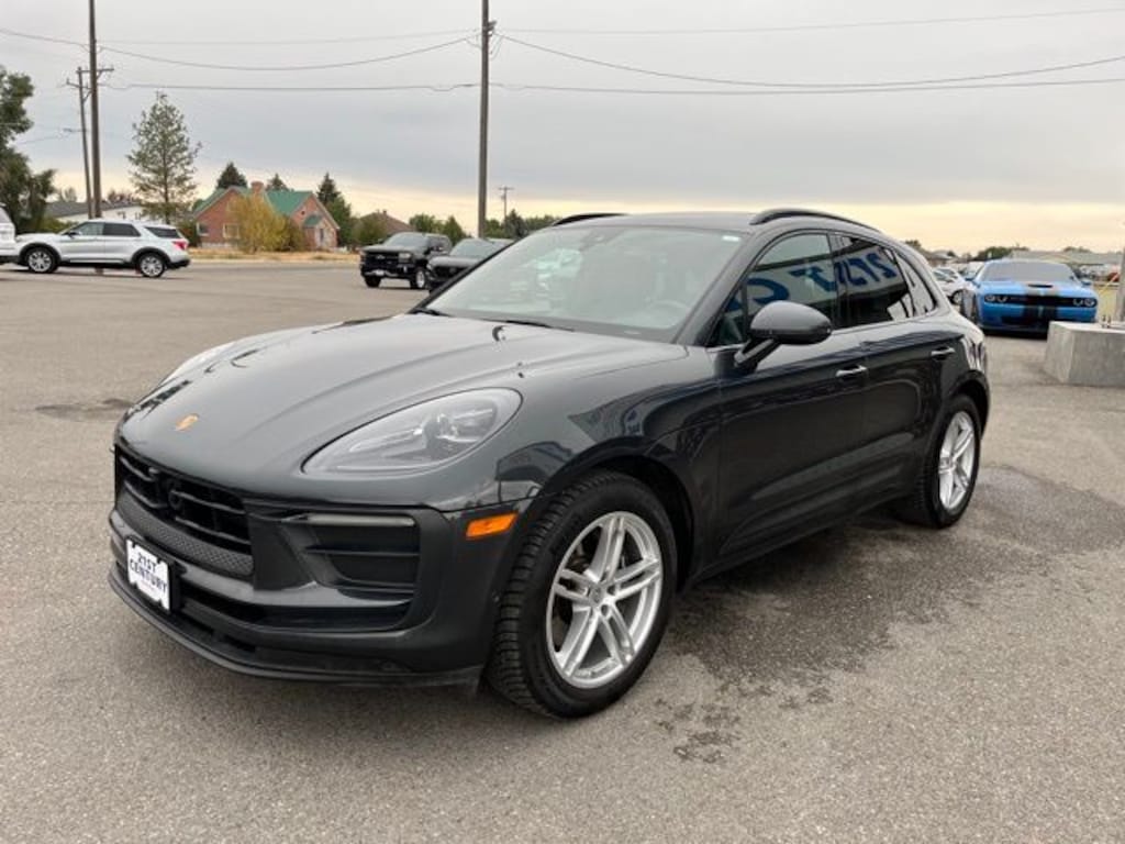 Used 2023 Porsche Macan SUV