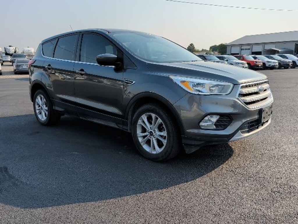 Used 2019 Ford Escape SE SUV