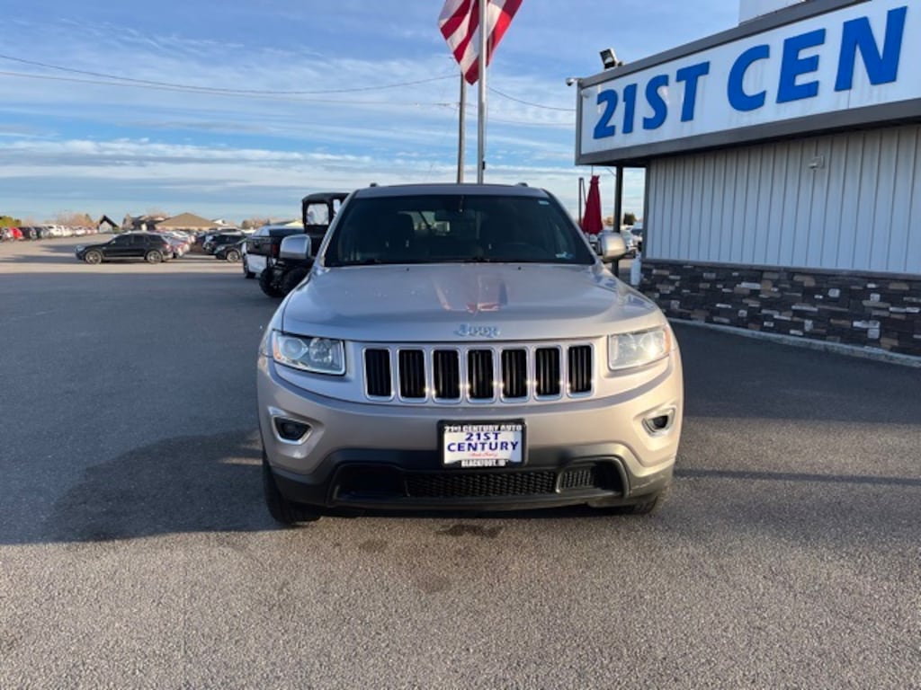 Used 2015 Jeep Grand Cherokee Laredo 4x4 SUV
