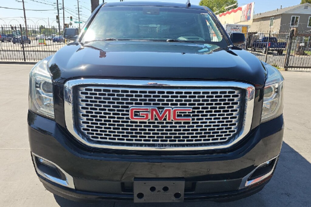 Used 2017 GMC Yukon Denali SUV