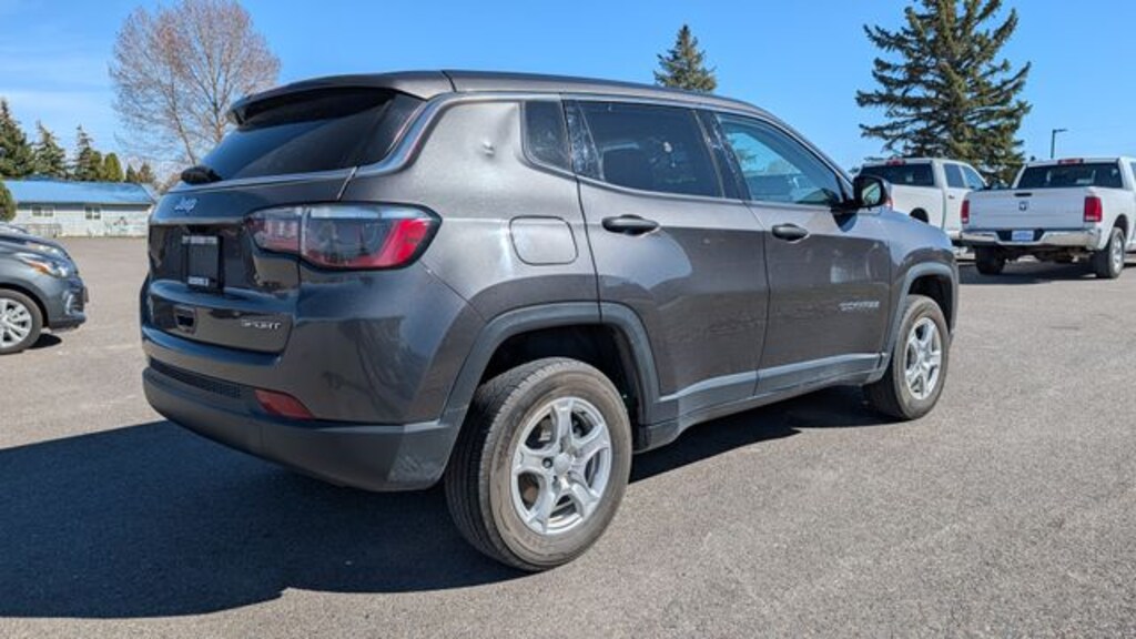 Used 2022 Jeep Compass Sport SUV