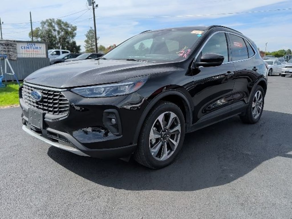 Used 2025 Ford Escape Platinum SUV