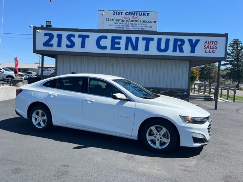 Used 2025 Chevrolet Malibu LS w/1LS Sedan