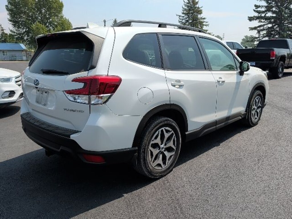 Used 2021 Subaru Forester Premium SUV