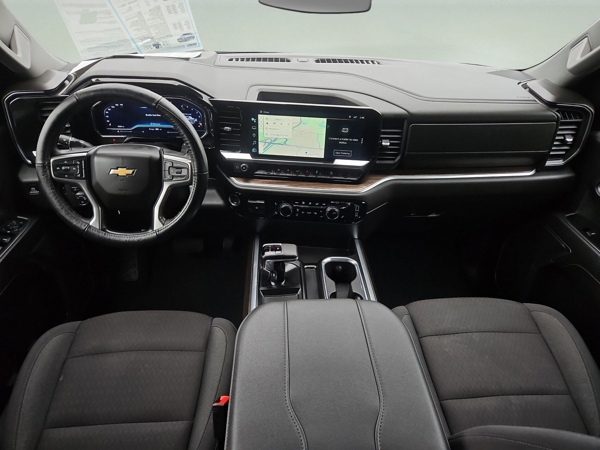 2024 Chevrolet Silverado 1500 photo 2