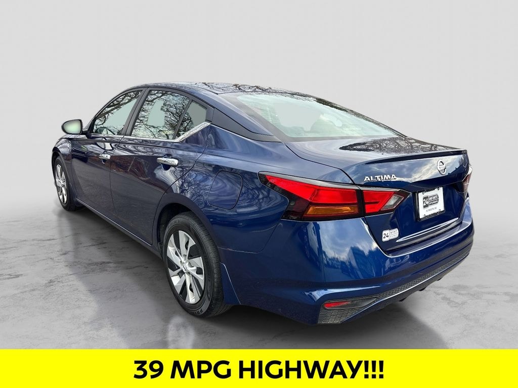 Used 2022 Nissan Altima 2.5 S Sedan