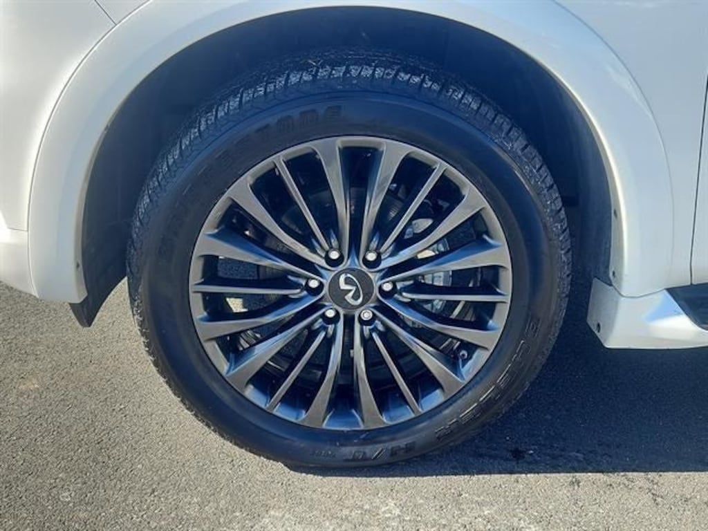 Certified 2024 INFINITI