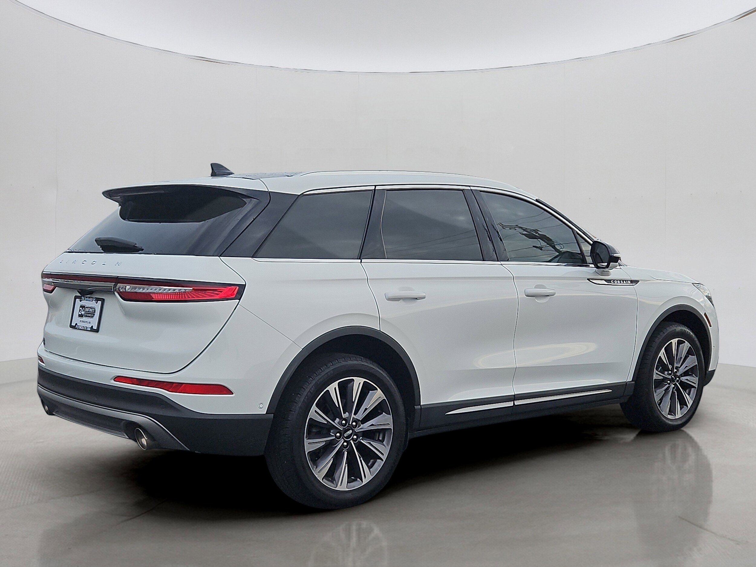 2020 Lincoln Corsair Reserve photo 3