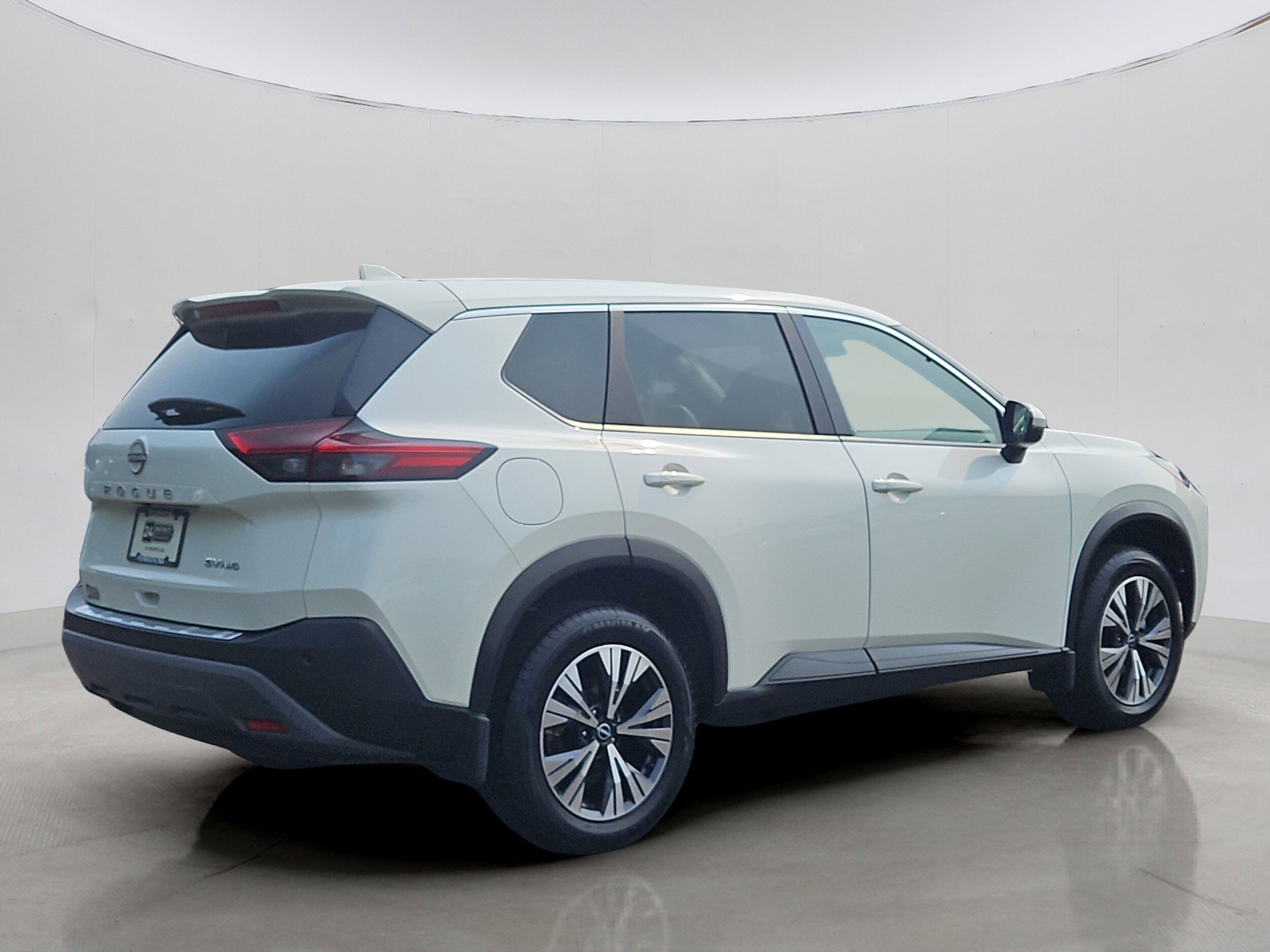 2023 Nissan Rogue AWD SV photo 3
