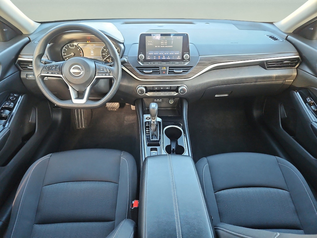 Used 2023 Nissan Altima 2.5 SV Sedan