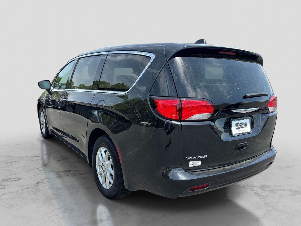 Used 2023 Chrysler Voyager LX Minivan/Van