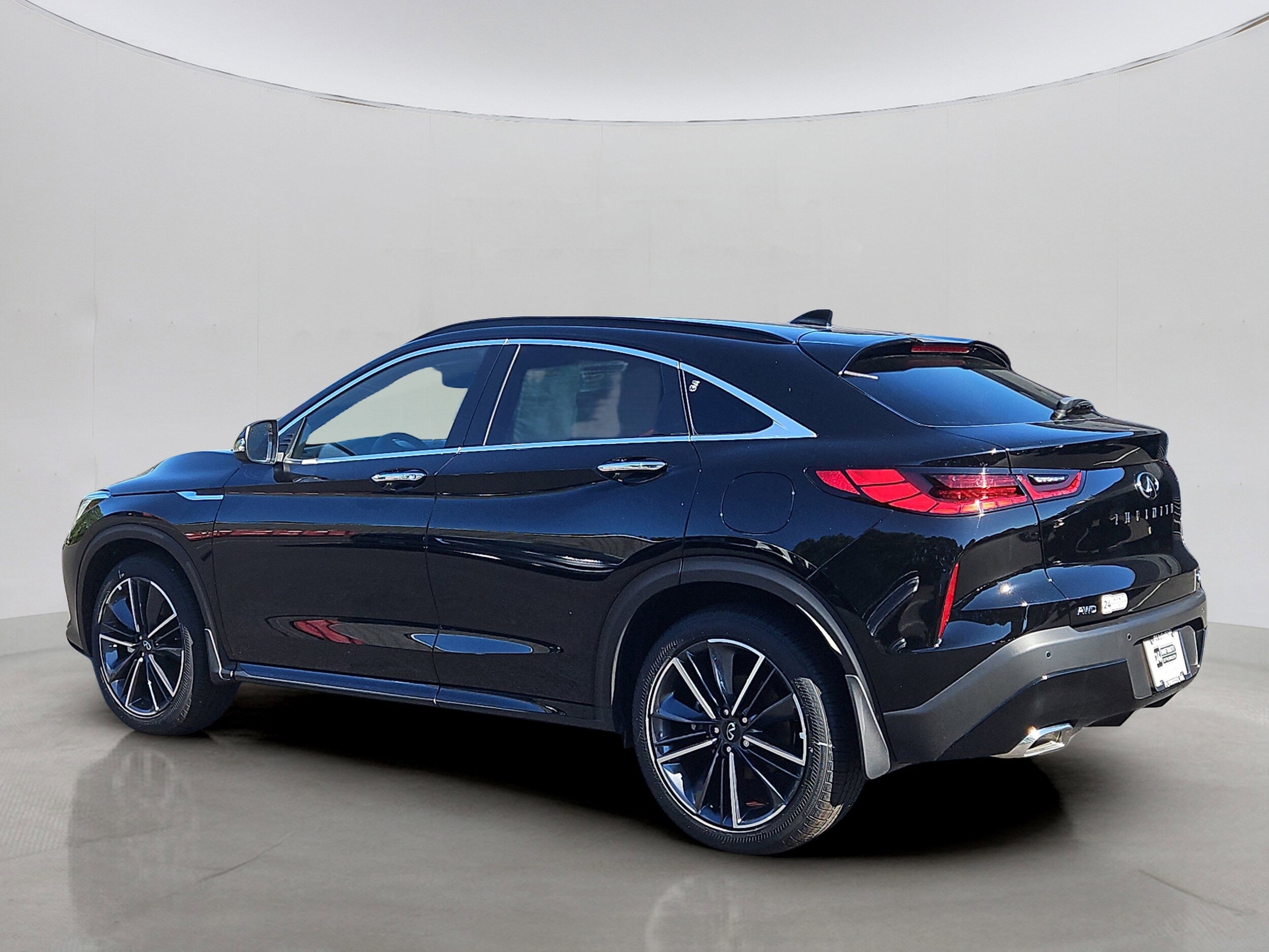 2025 Infiniti QX55 Essential photo 3