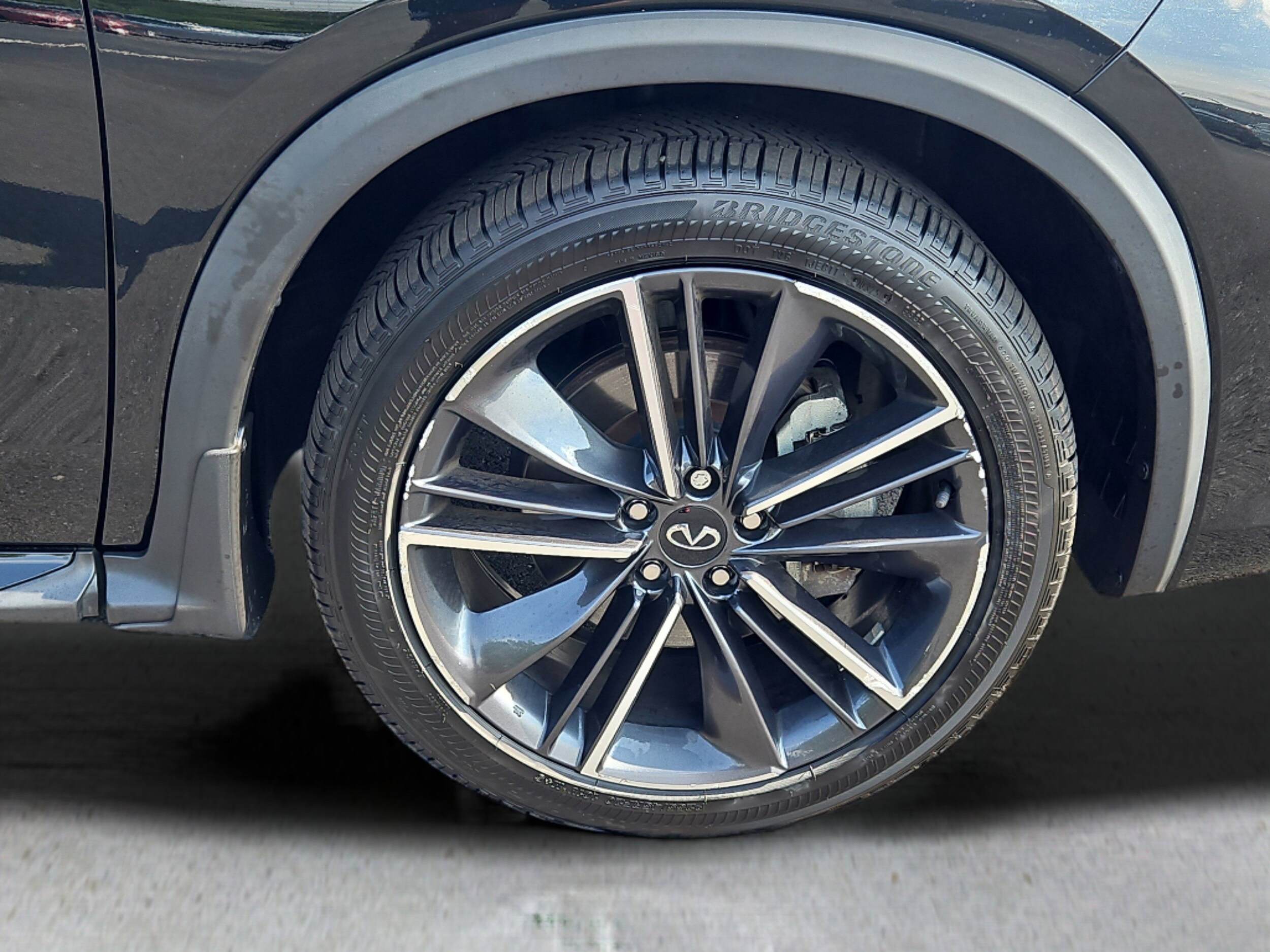 2022 Infiniti QX55 Essential photo 3