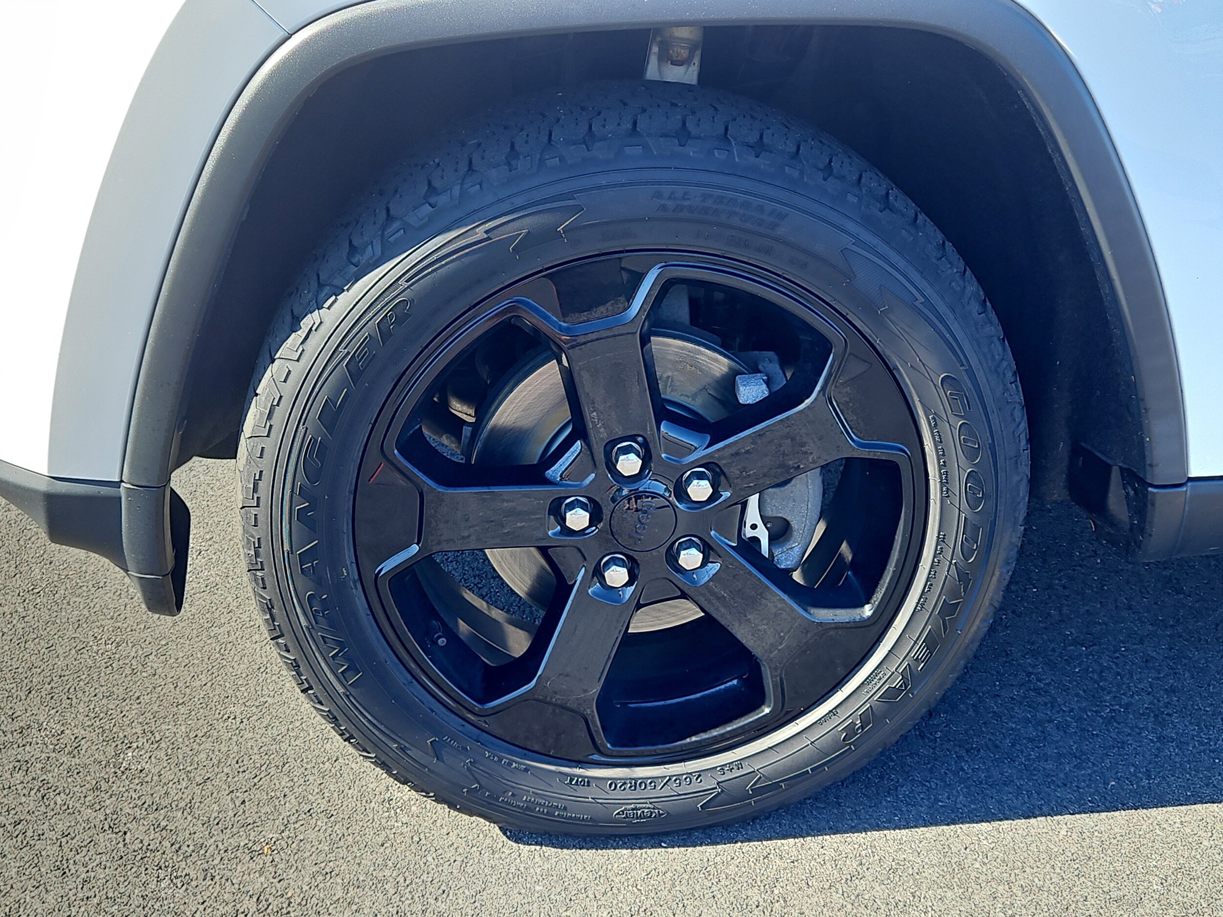 2018 Jeep Grand Cherokee Upland photo 2