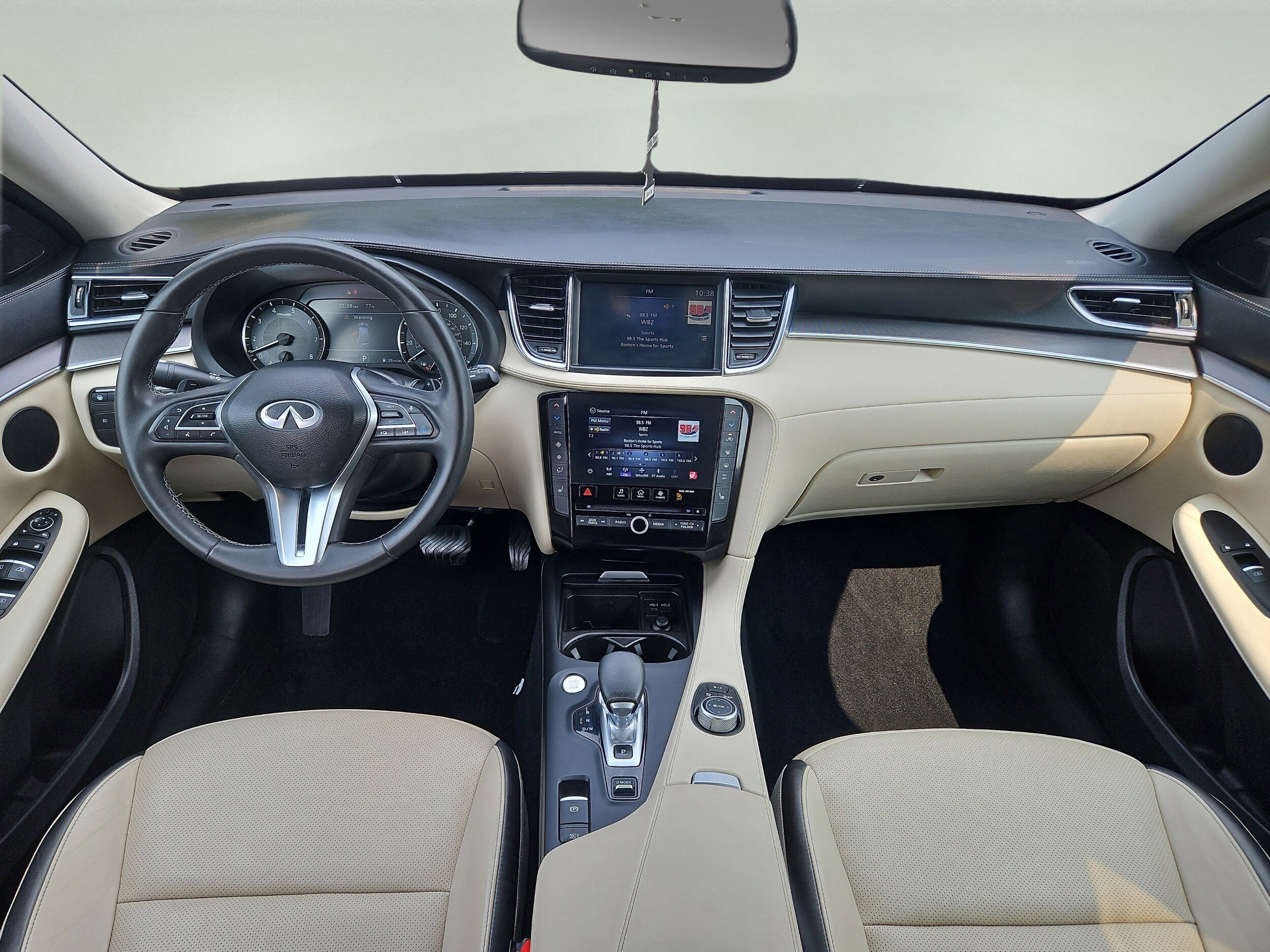 2022 Infiniti QX50 Luxe AWD photo 2