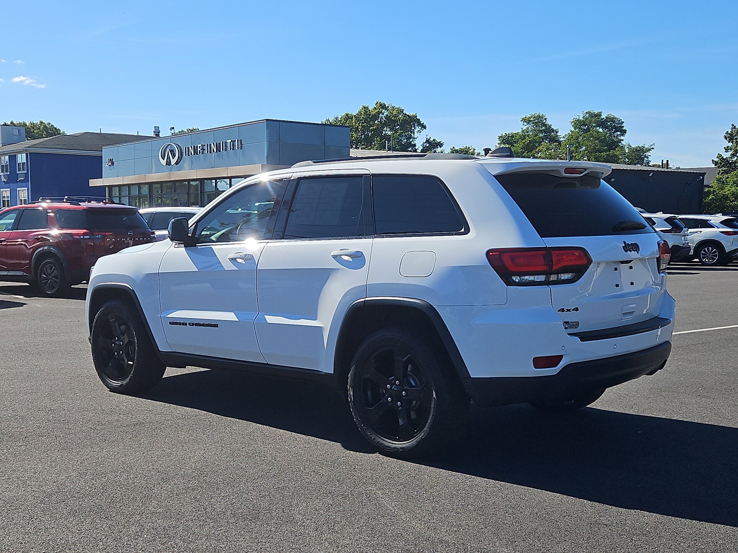 2018 Jeep Grand Cherokee Upland photo 3