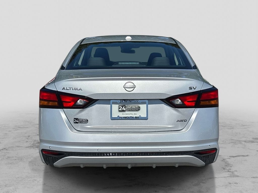Used 2024 Nissan