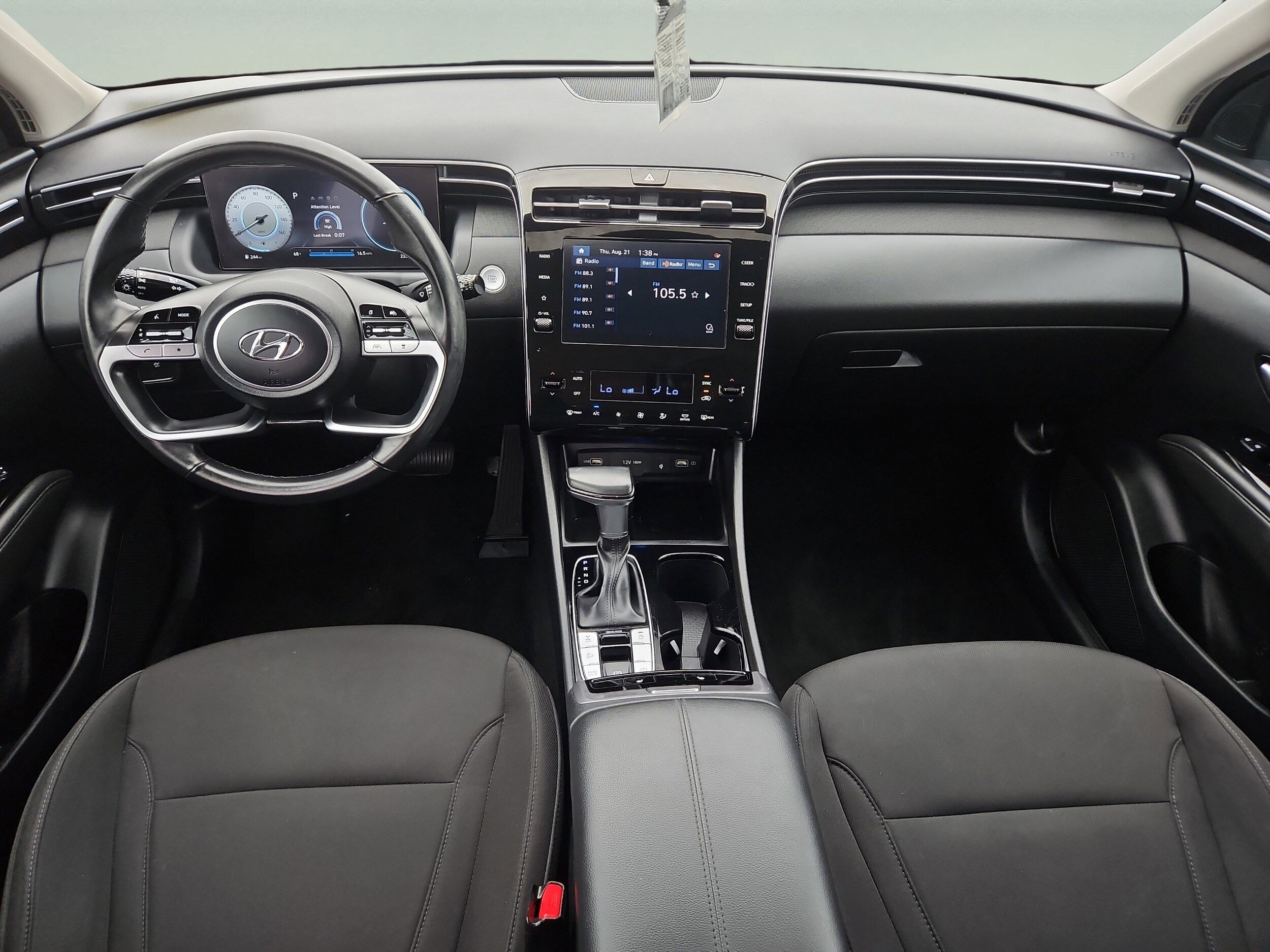2022 Hyundai Tucson SEL Convenience photo 2
