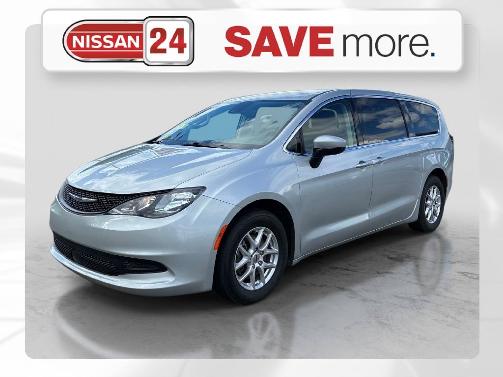 Used 2023 Chrysler Voyager LX Minivan/Van