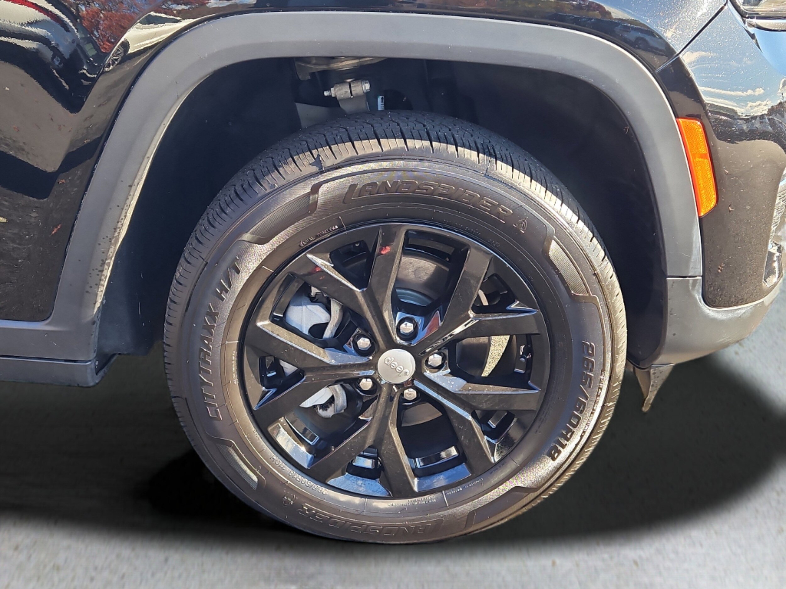 2022 Jeep Grand Cherokee Limited photo 4