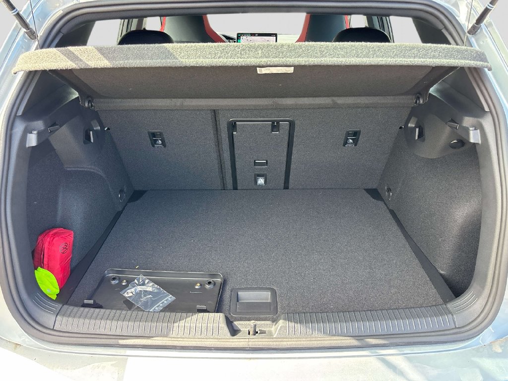 2026 Volkswagen Golf GTI SE - Photo 8