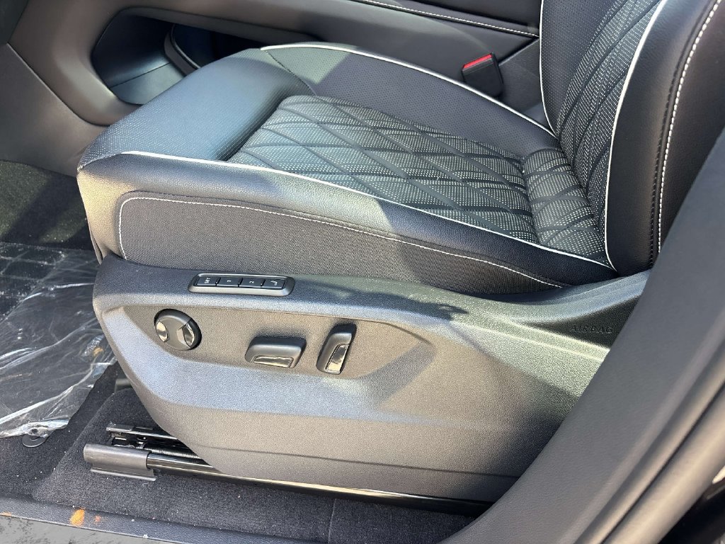 2026 Volkswagen Atlas SEL Premium R-Line - Photo 11