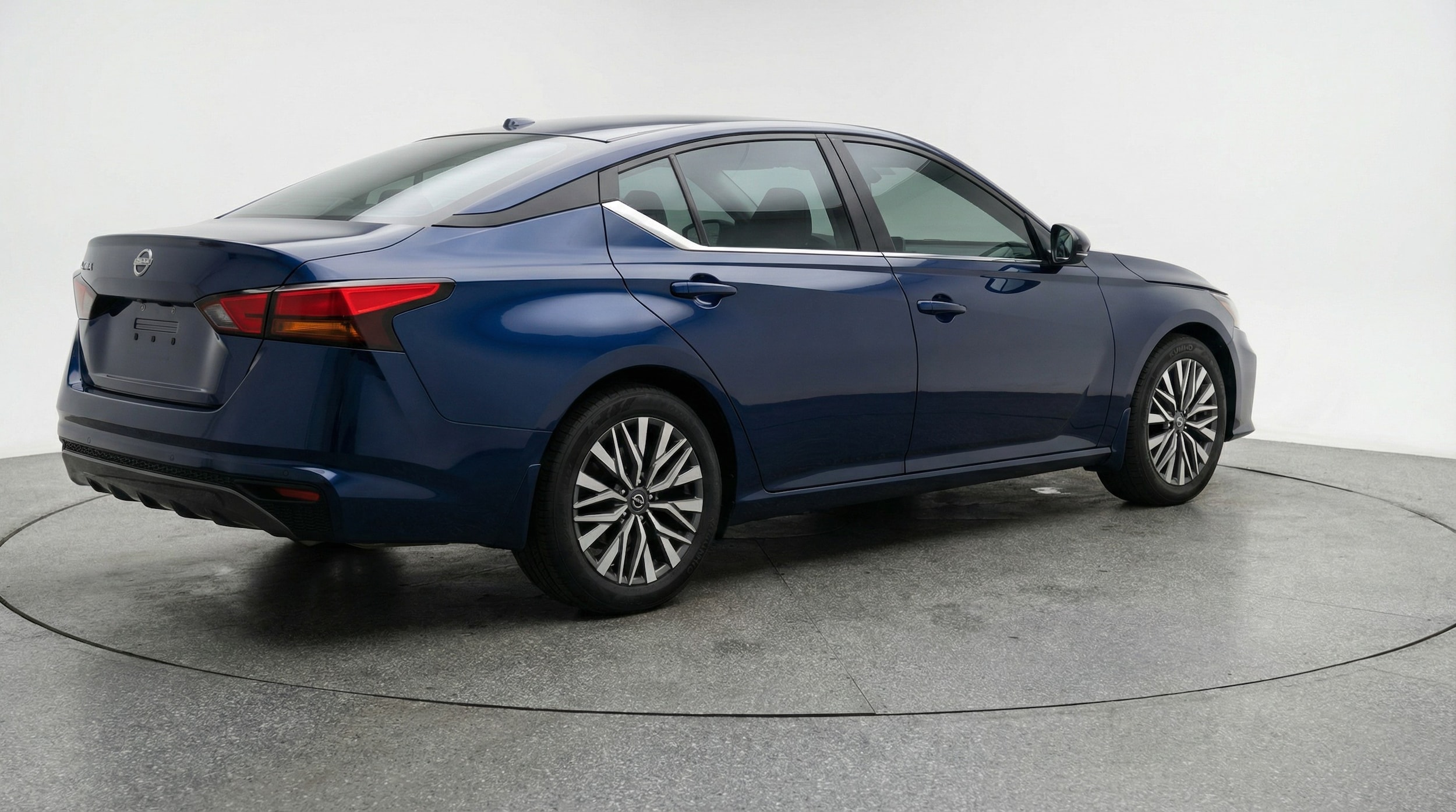 Thumbnail: 2025 Nissan Altima - 7