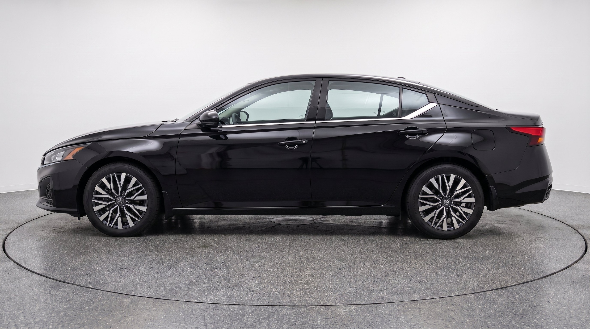 Thumbnail: 2026 Nissan Altima - 5