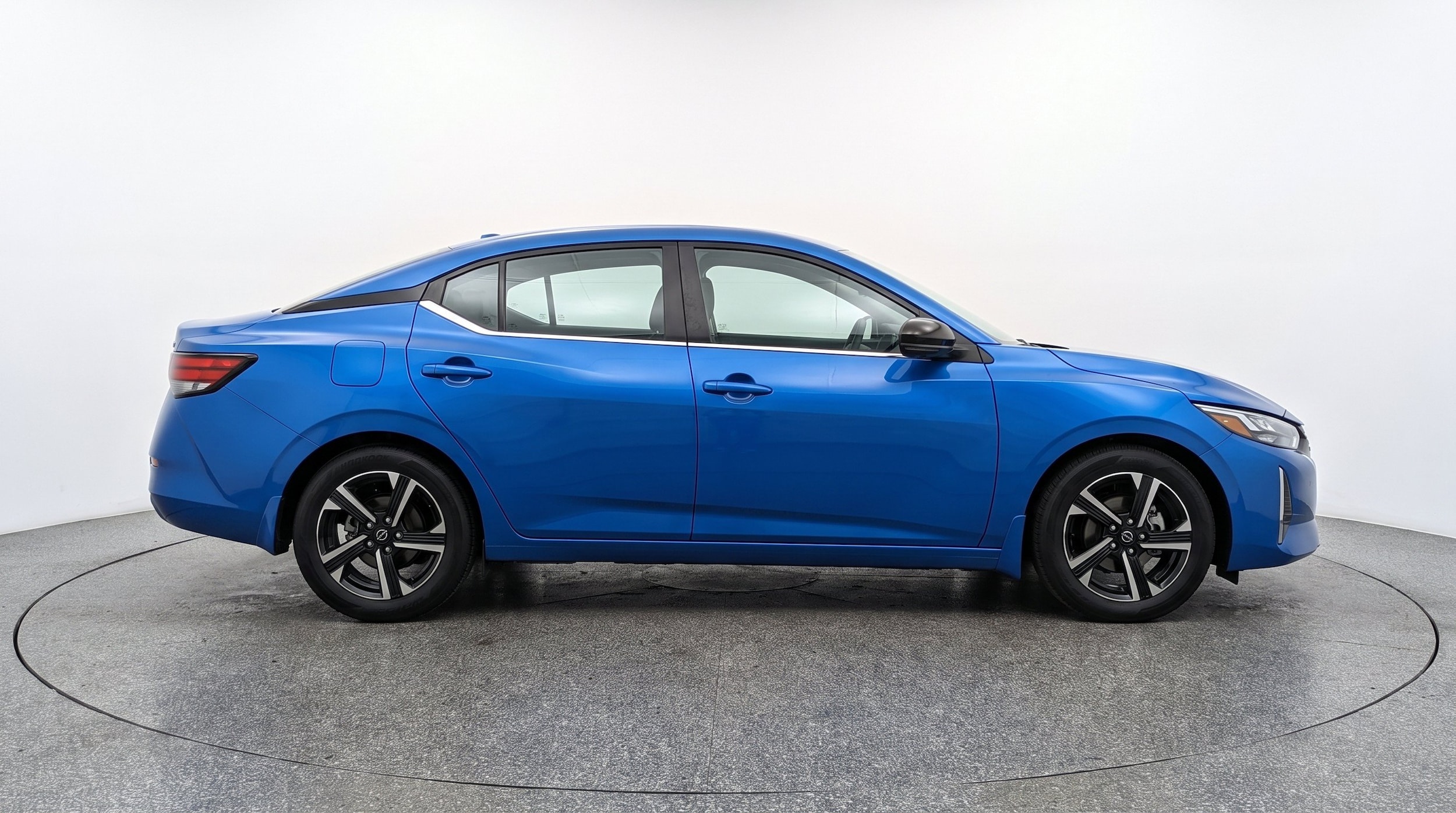 Thumbnail: 2025 Nissan Sentra - 11