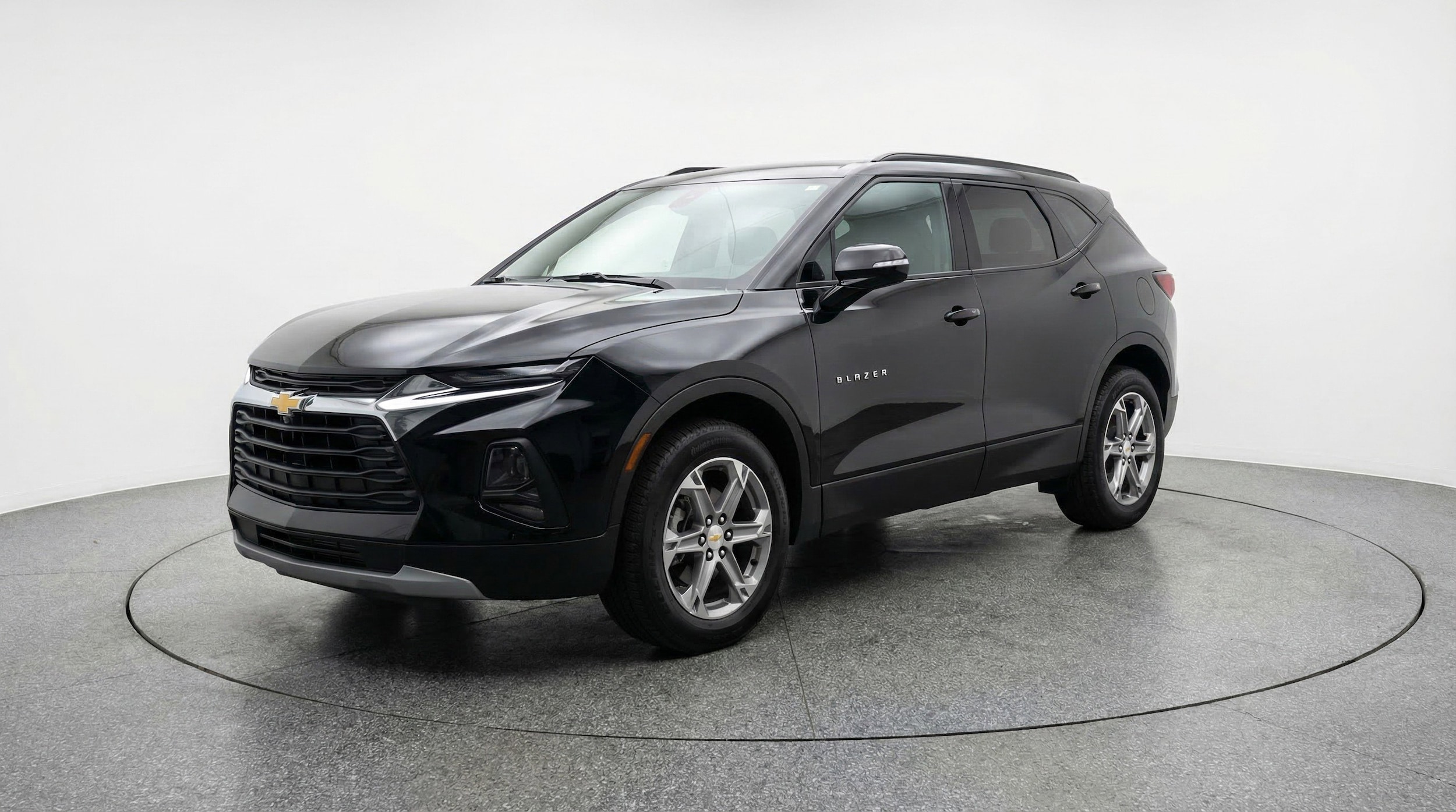 Thumbnail: 2025 Chevrolet Blazer - 3