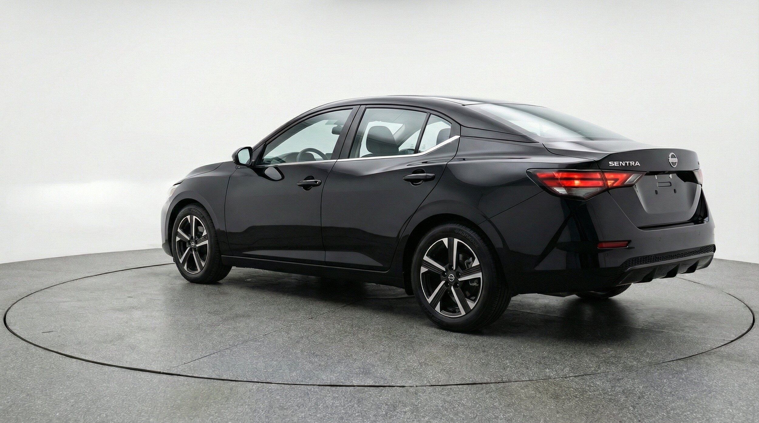 Thumbnail: 2025 Nissan Sentra - 6