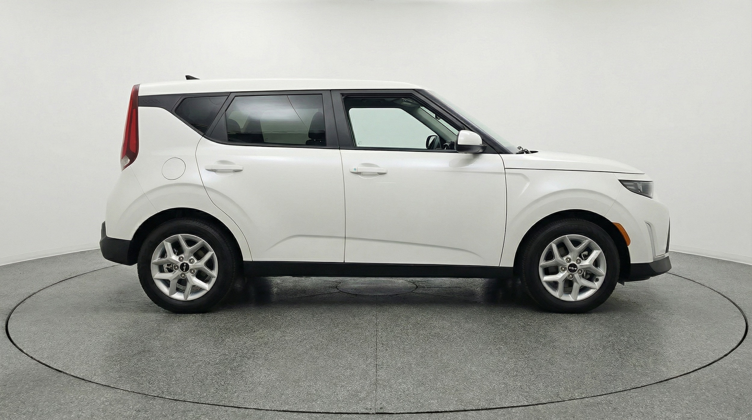 Thumbnail: 2025 Kia Soul - 8