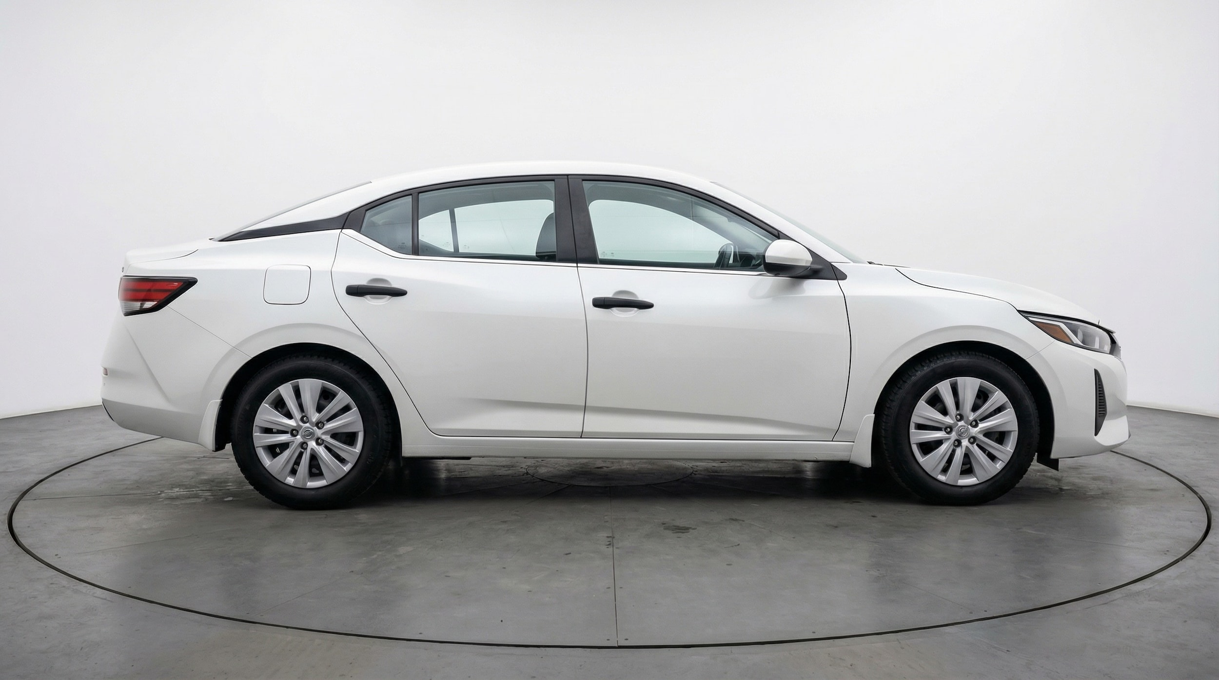 Thumbnail: 2025 Nissan Sentra - 8