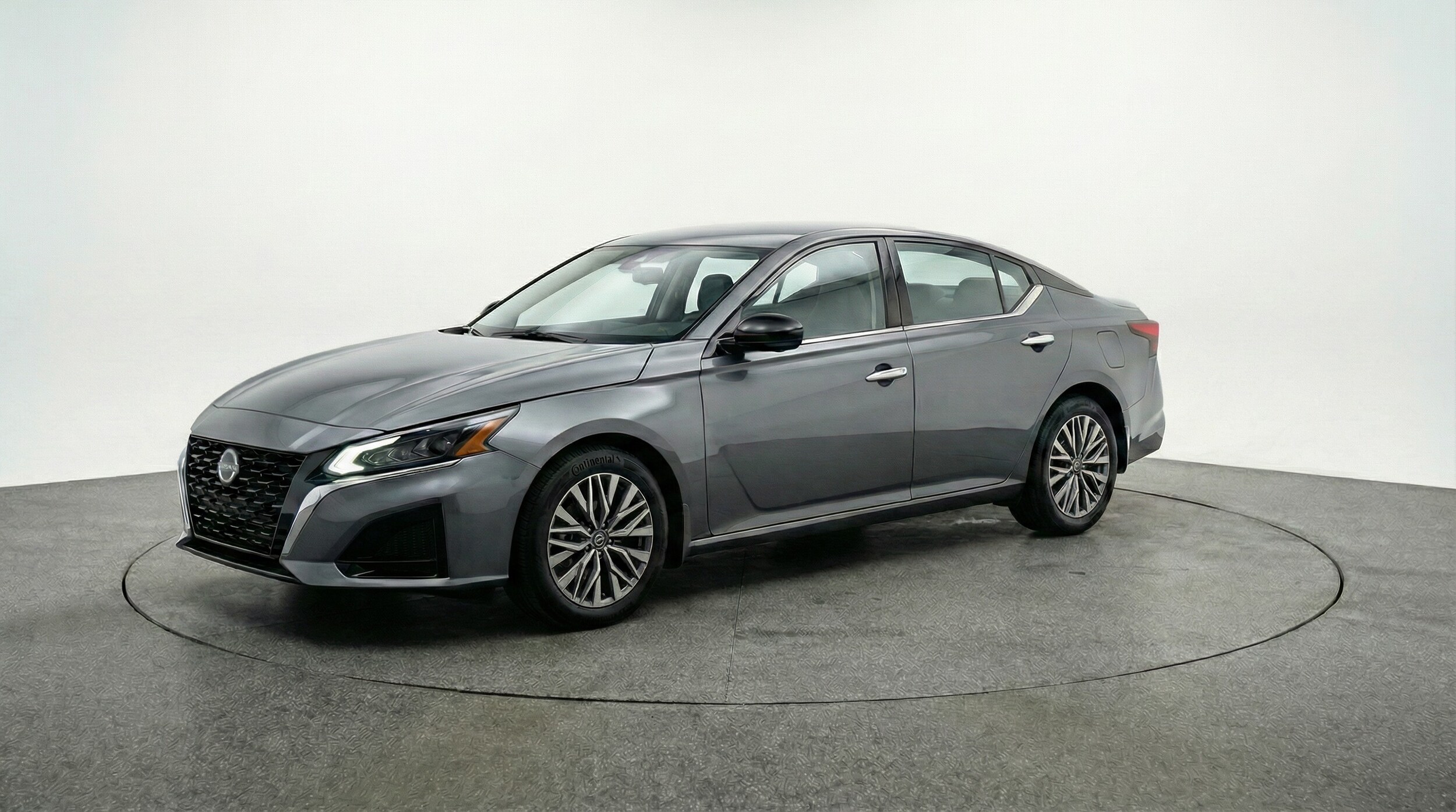 Thumbnail: 2025 Nissan Altima - 3