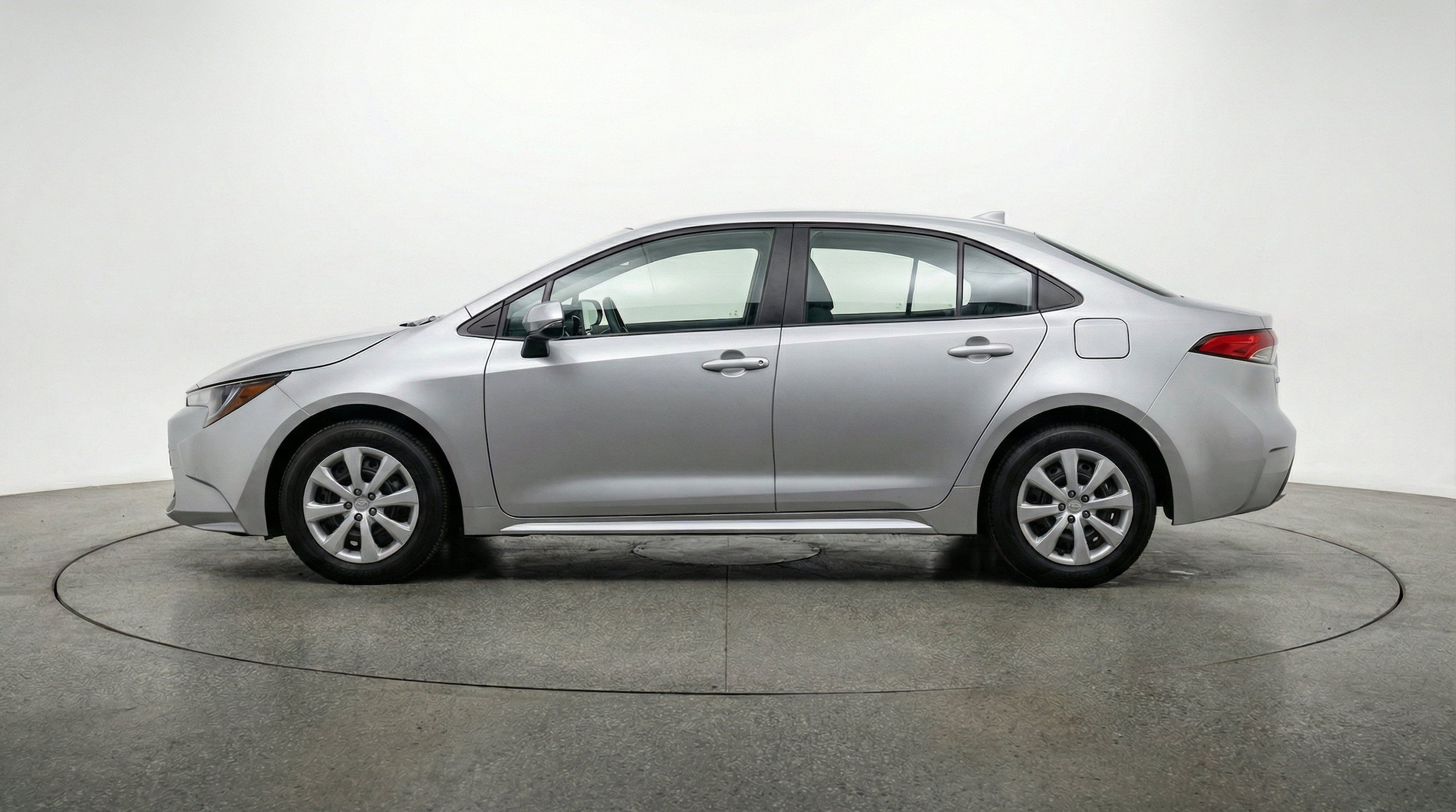 Thumbnail: 2025 Toyota Corolla - 5