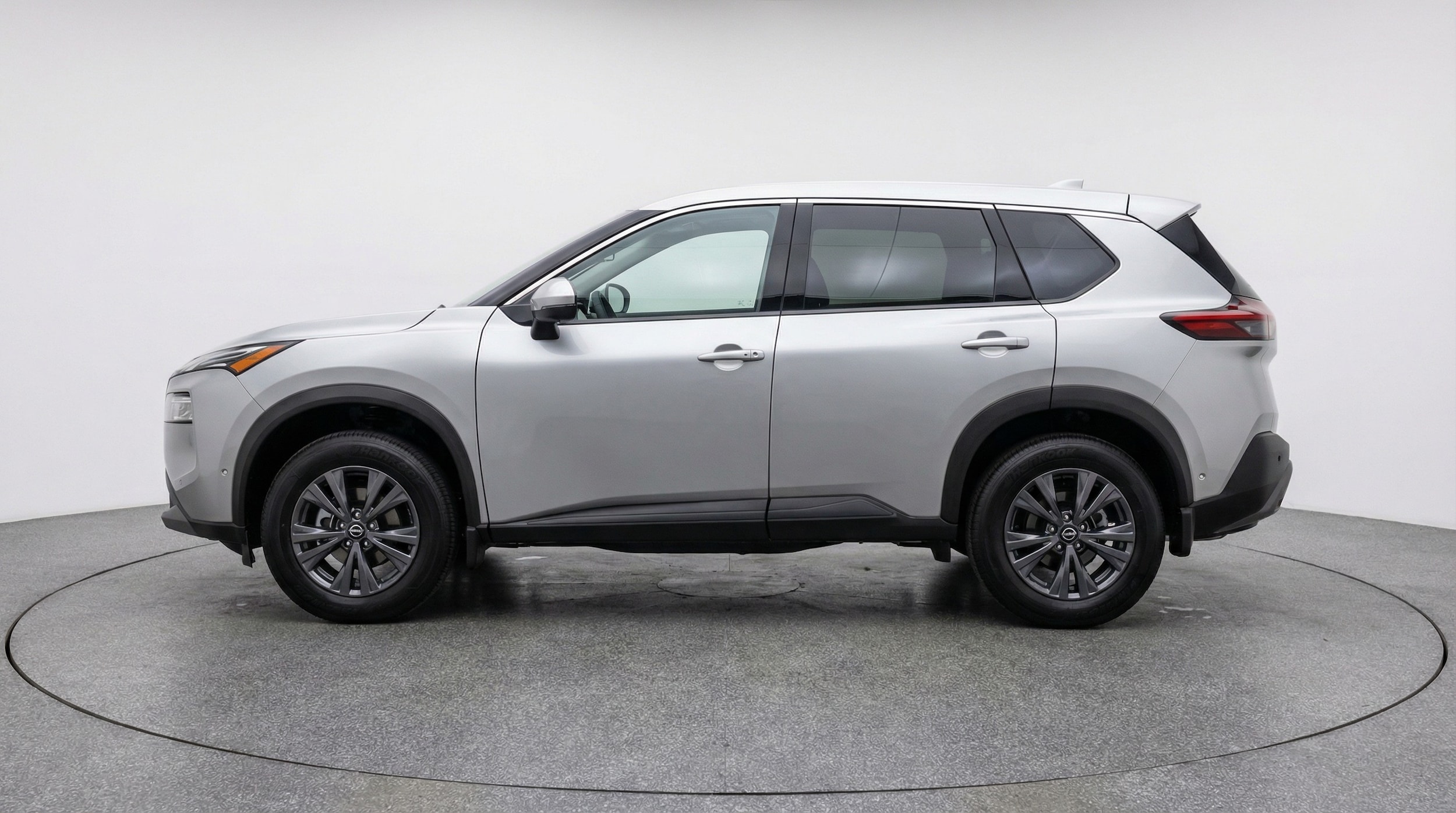 Thumbnail: 2025 Nissan Rogue - 4