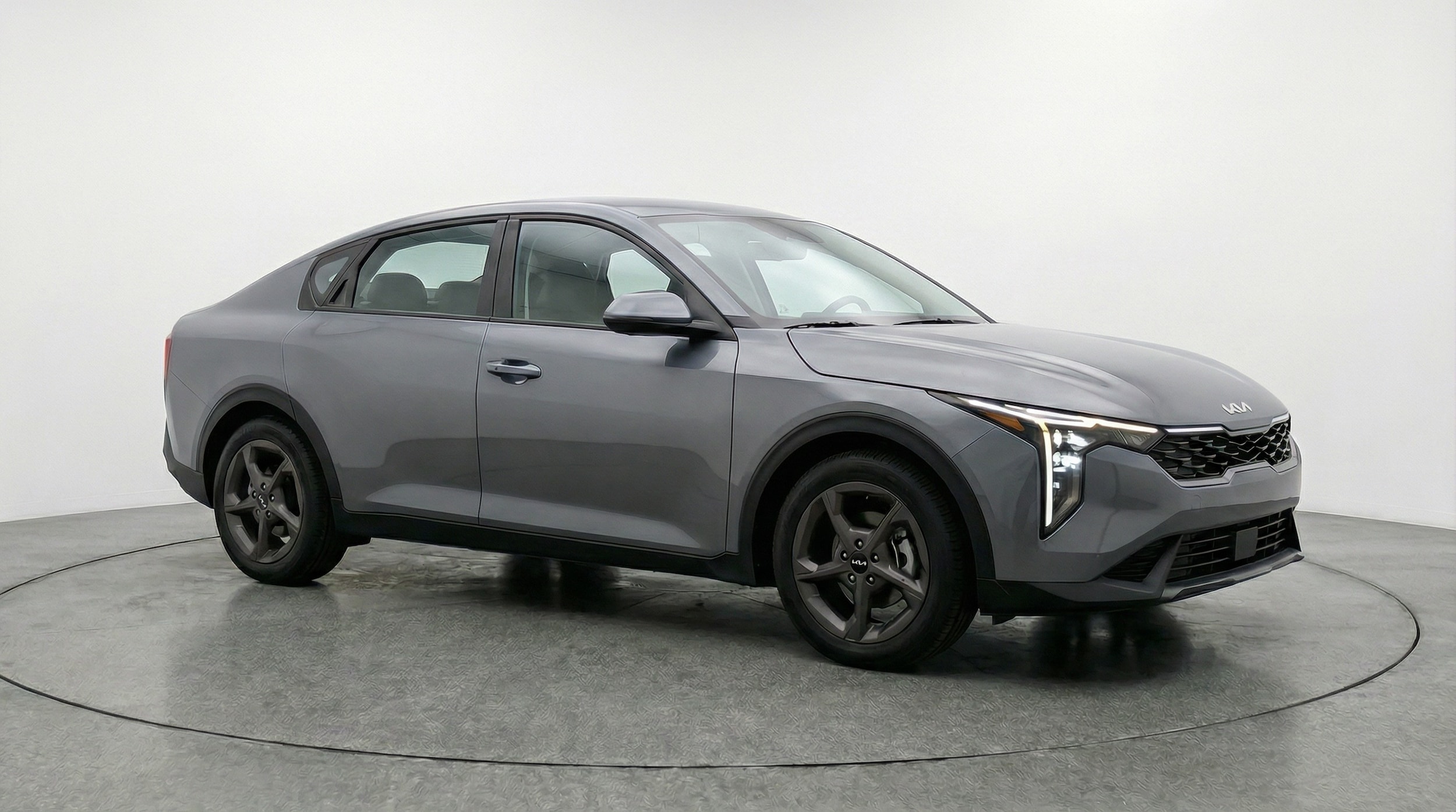 Thumbnail: 2025 Kia K4 - 1