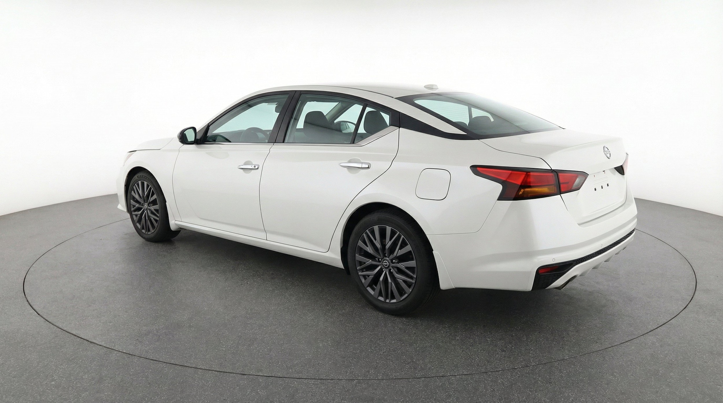 Thumbnail: 2025 Nissan Altima - 6