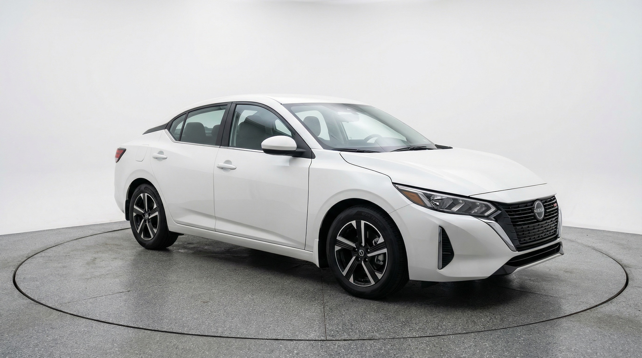 Thumbnail: 2025 Nissan Sentra - 1