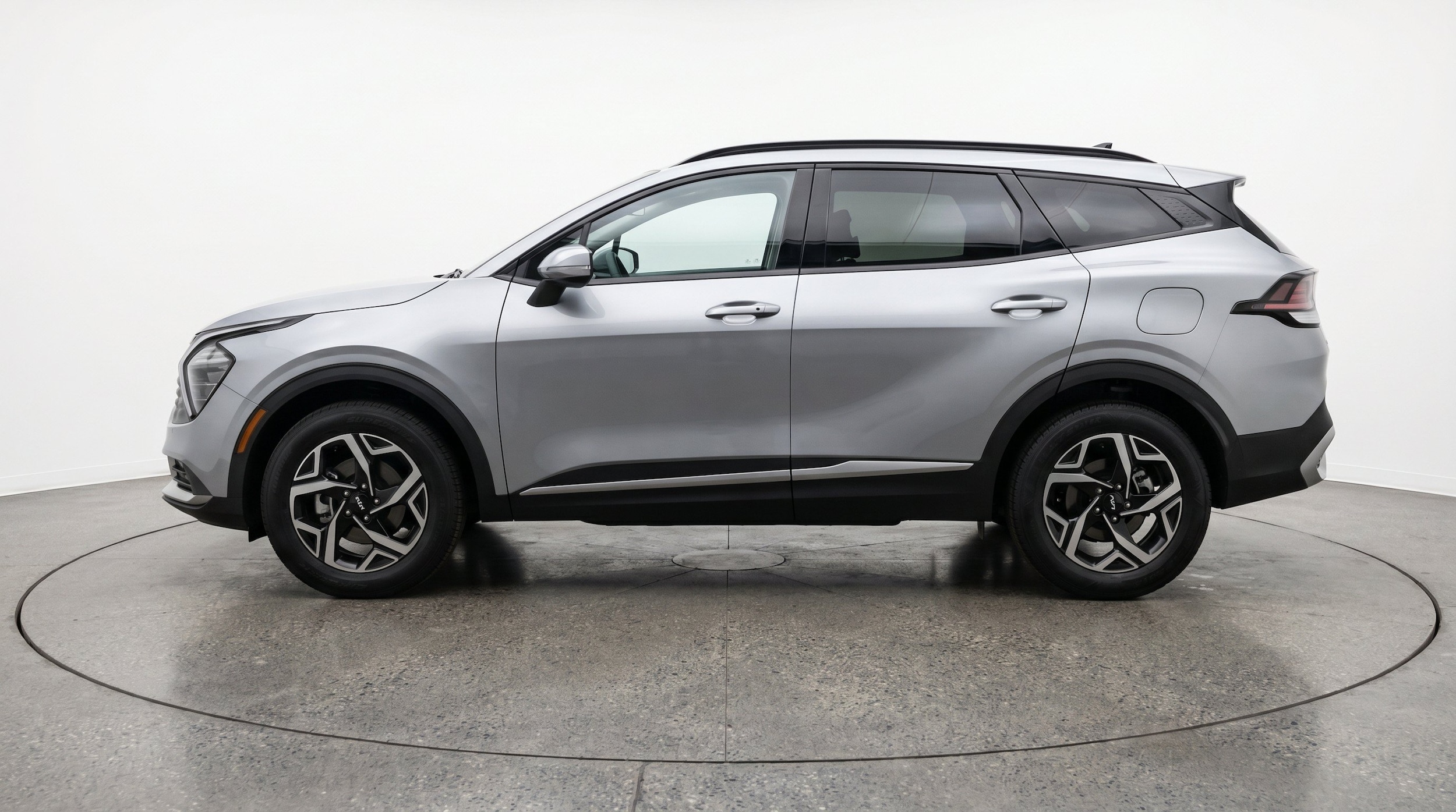 Thumbnail: 2025 Kia Sportage - 5