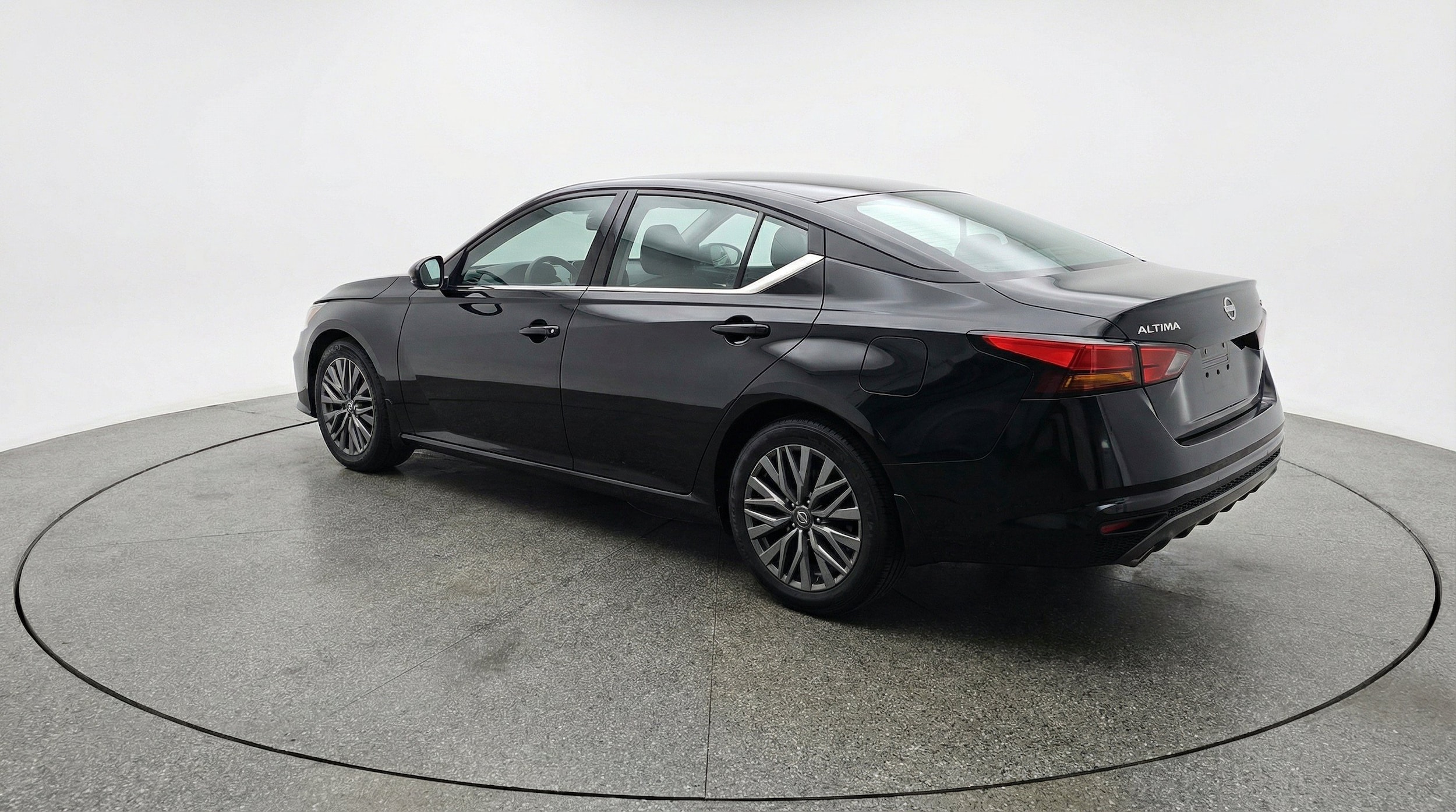 Thumbnail: 2025 Nissan Altima - 6