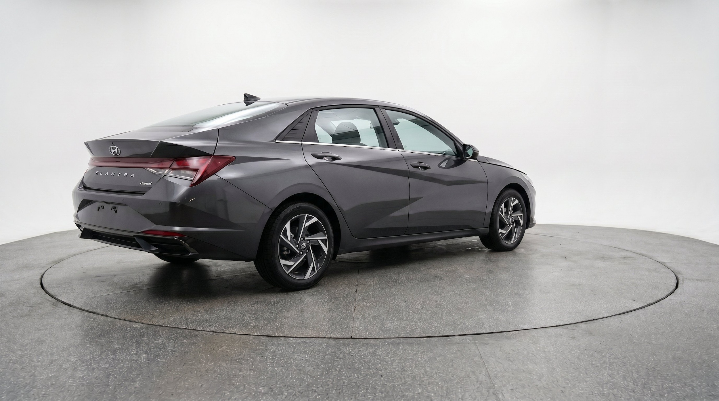 Thumbnail: 2025 Hyundai Elantra - 9