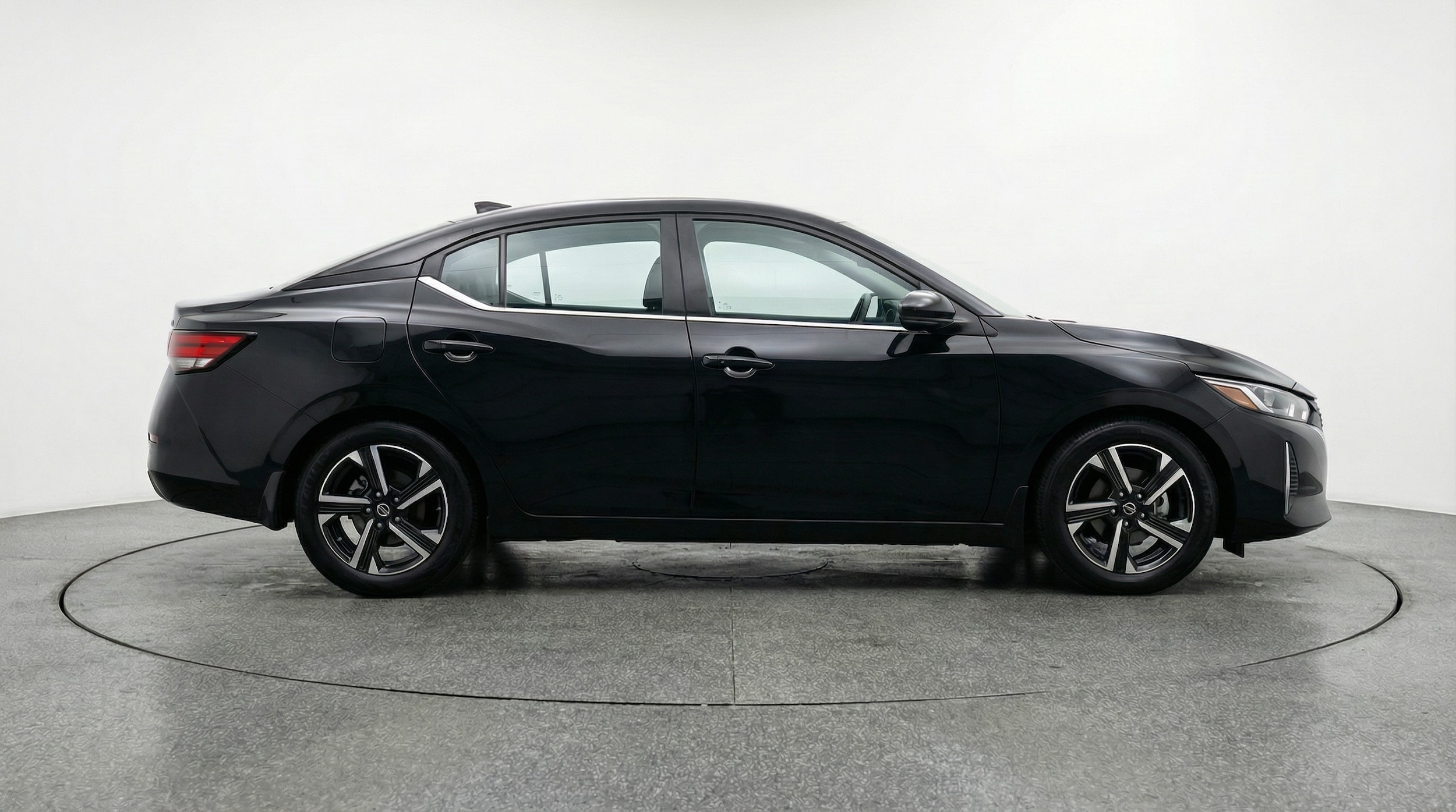 Thumbnail: 2025 Nissan Sentra - 8