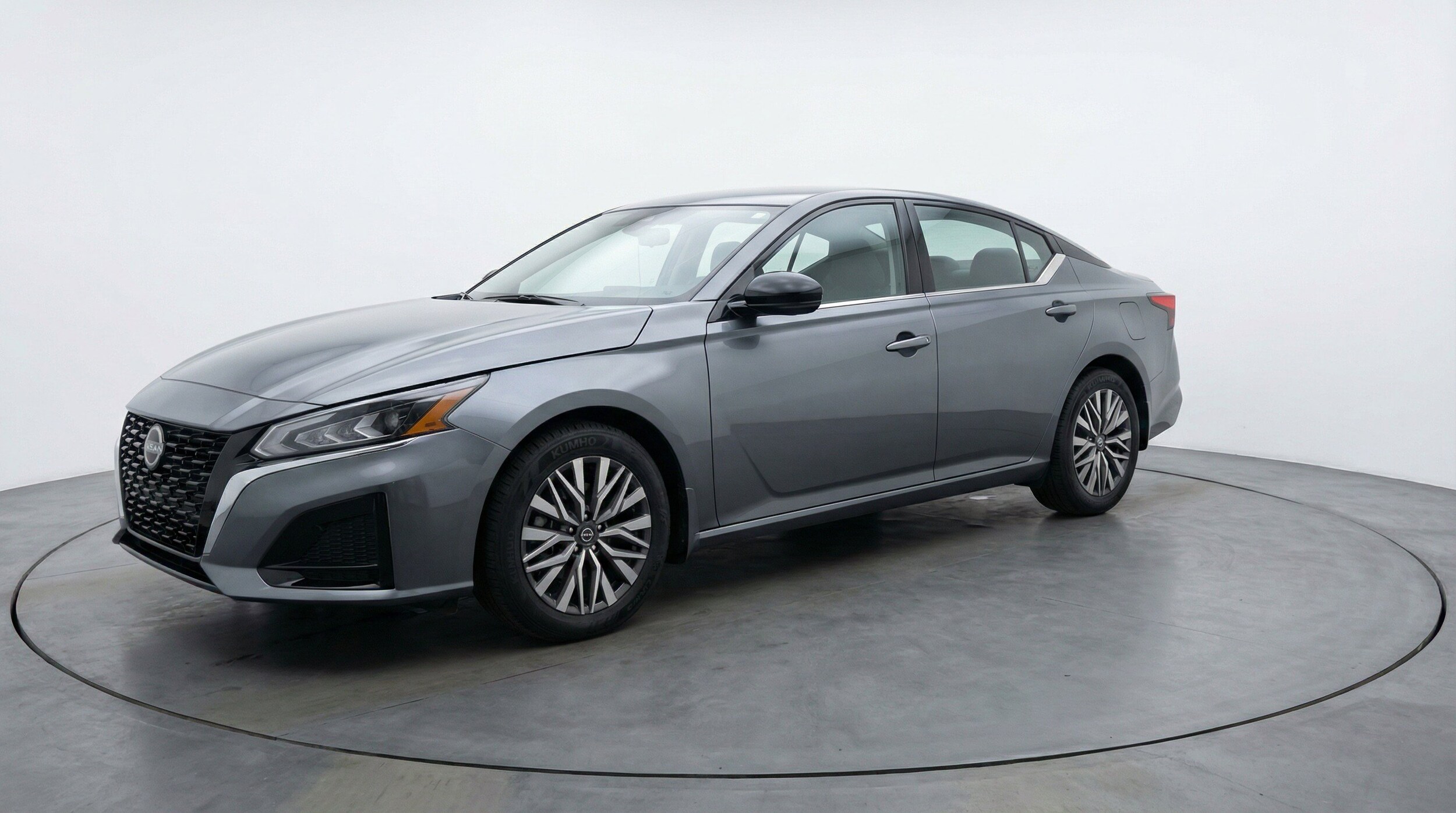 Thumbnail: 2025 Nissan Altima - 3