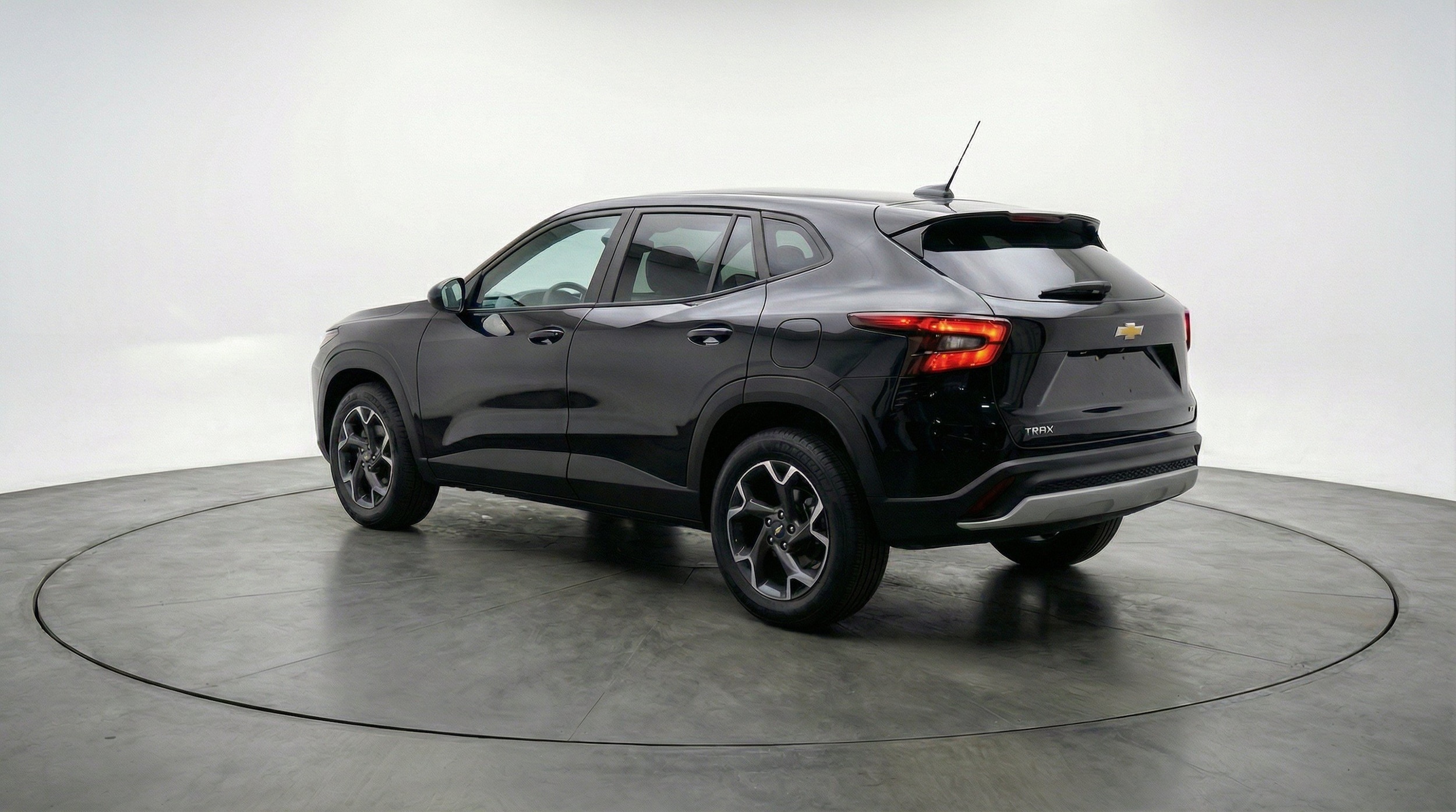 Thumbnail: 2025 Chevrolet Trax - 6