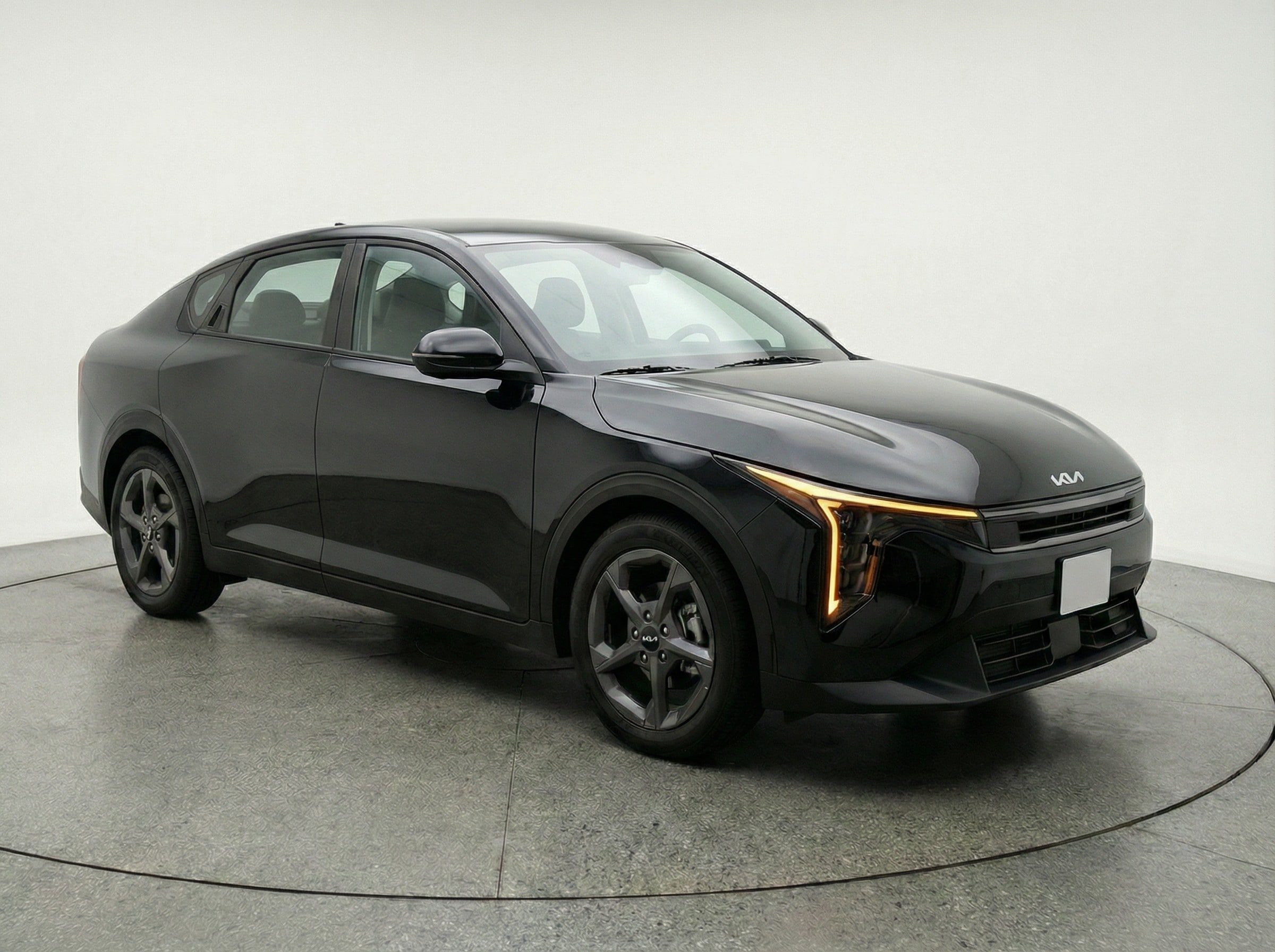 Thumbnail: 2025 Kia K4 - 1