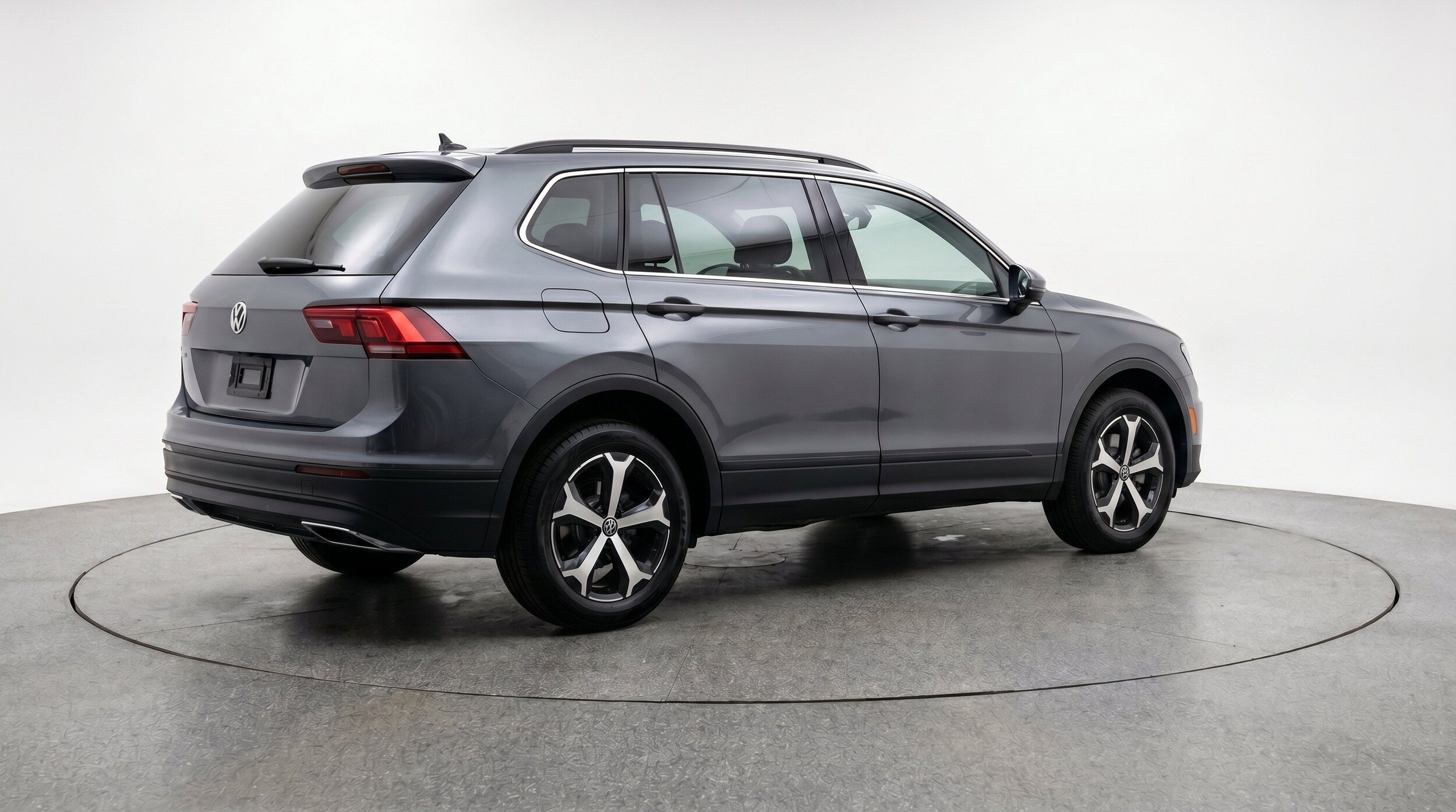 Thumbnail: 2026 Volkswagen Tiguan - 9