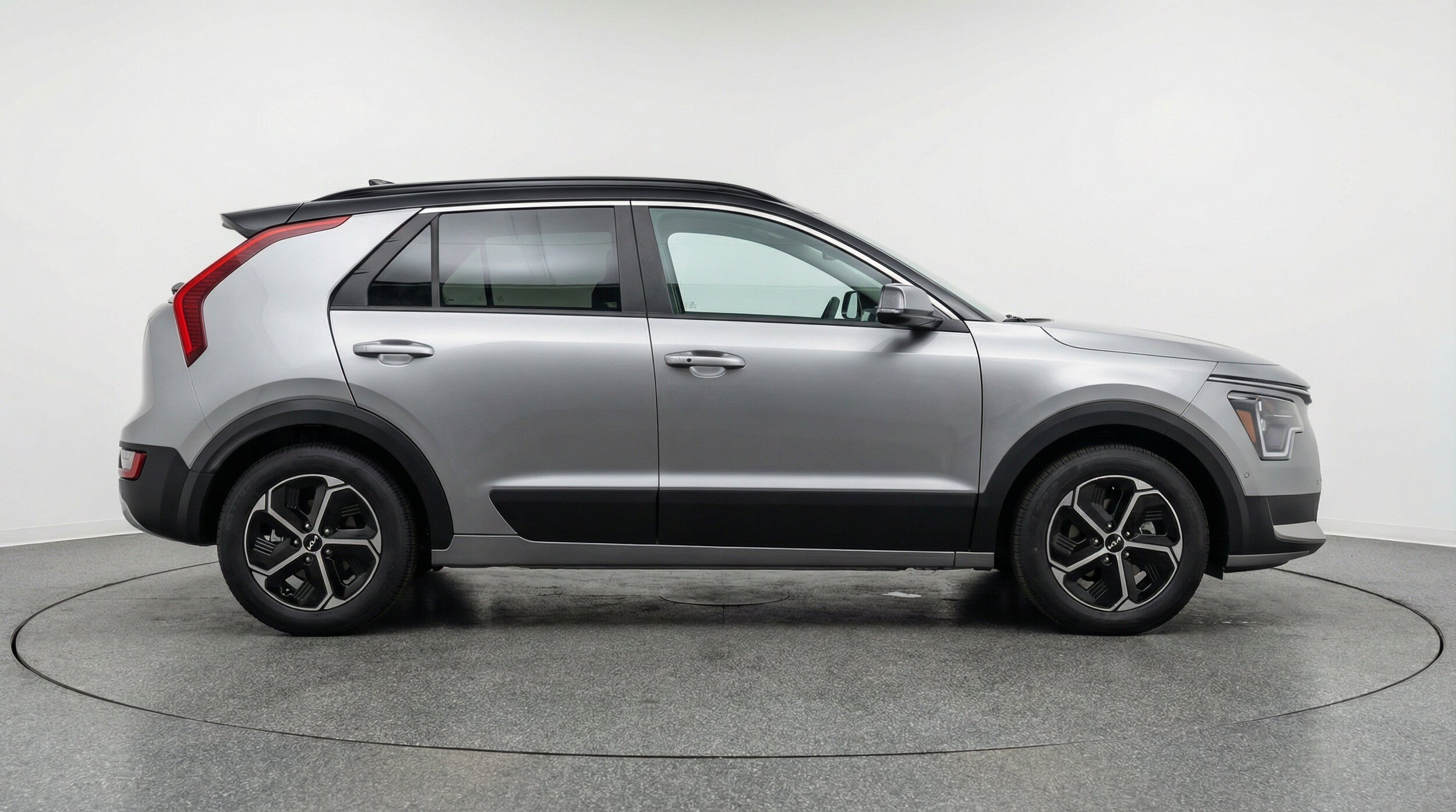 Thumbnail: 2026 Kia Niro - 11