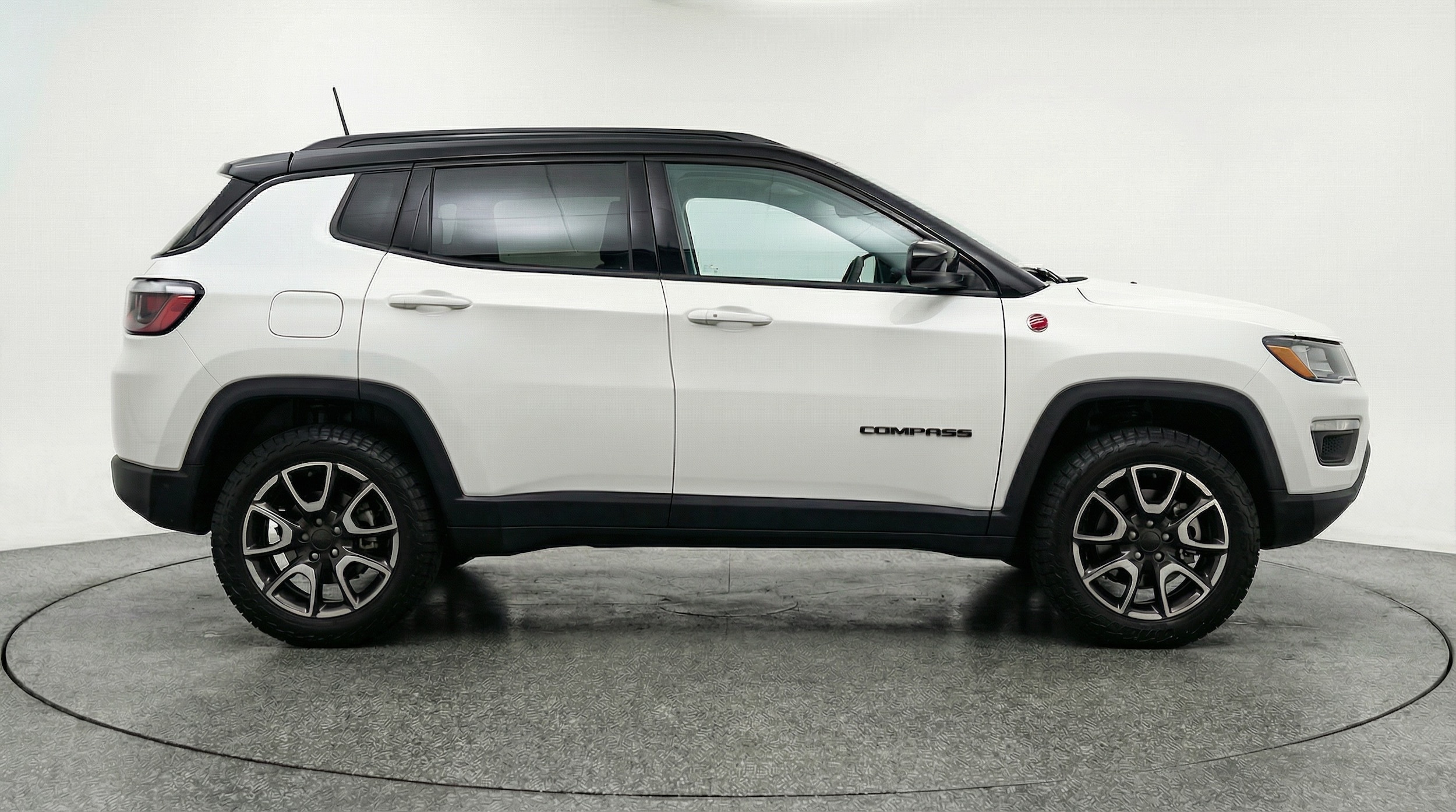 Thumbnail: 2025 Jeep Compass - 8